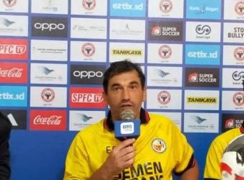 Almeida Akui Persebaya Lebih Efisien, Semen Padang Fokus Bangkit