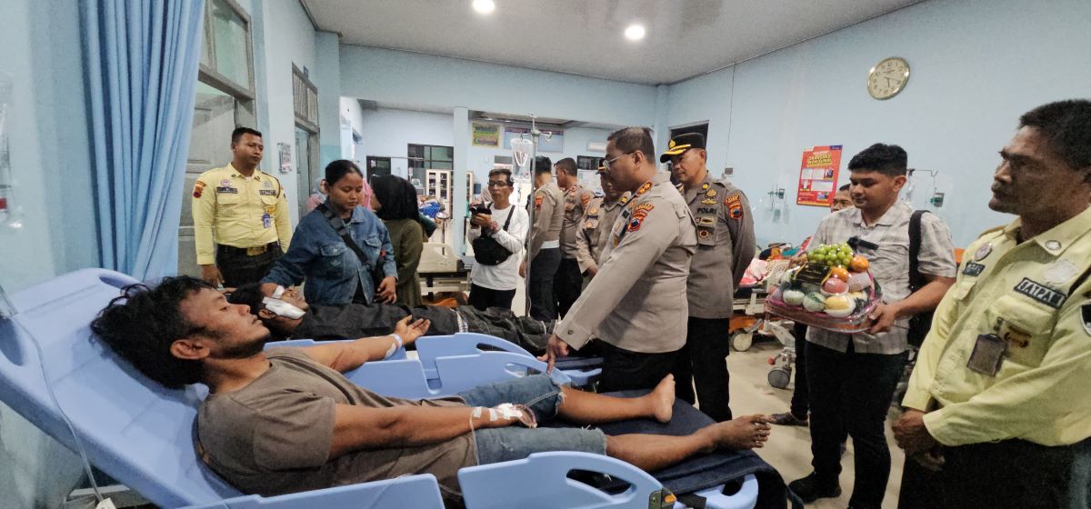 Kapolres Brebes Cek Lokasi Robohnya Teras Kantor Pemda, Selidiki Penyebabnya