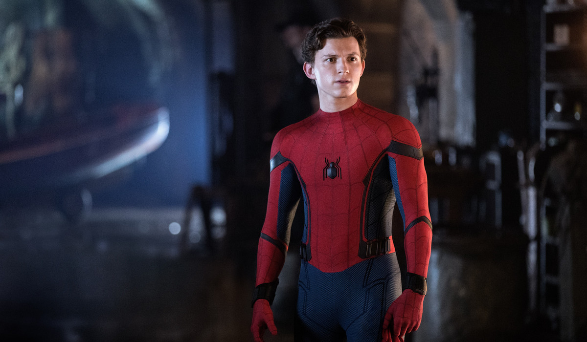 Cedera di Lokasi Syuting, Tom Holland Dilarikan ke Rumah Sakit