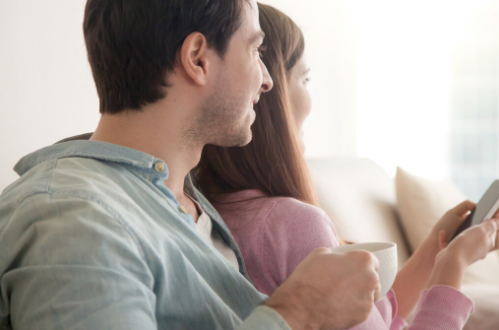 25 Long Text Lucu Buat Pacar Bikin Dia Tersenyum Lebar