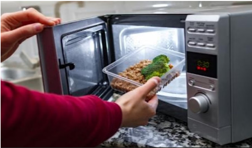 Bahaya Menghangatkan Ulang Jenis Makanan Ini, Berikut Penjelasan Pakar IPB