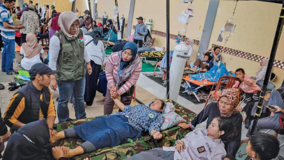 Rapat Maraton Prabowo Bahas Keracunan MBG, Beri Arahan Teknis hingga Perbaikan Tata Kelola