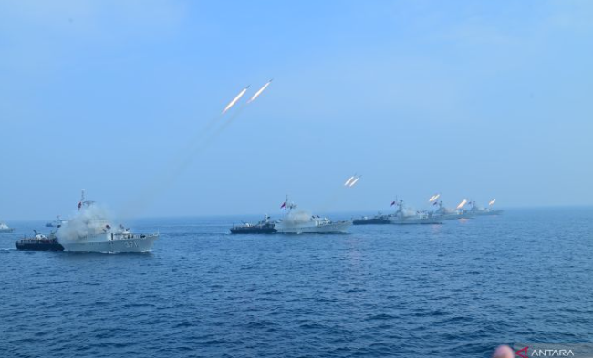 Gladi Parade Alutsista, 51 KRI Siap Meriahkan HUT TNI