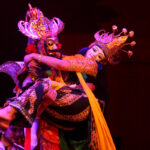 10 Topeng Jawa Paling Ikonik Beserta Filosofi Mendalam yang Menginspirasi