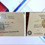 Emang Boleh Foto Ijazah Pakai Kacamata? Yuk, Simak Penjelasannya