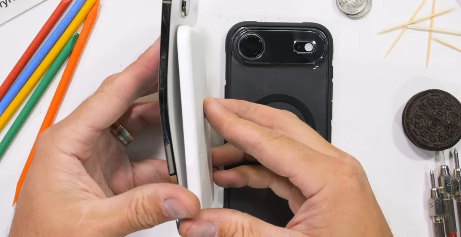 iPhone Air Lolos Uji Bending Ekstrem, “Bendgate” Tak Terulang