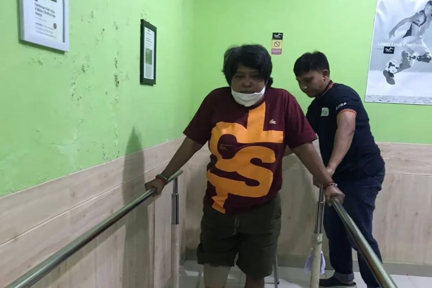 Suti Karno Jalani Hidup Baru dengan Satu Kaki, Tetap Bersyukur Meski Masih Nyeri