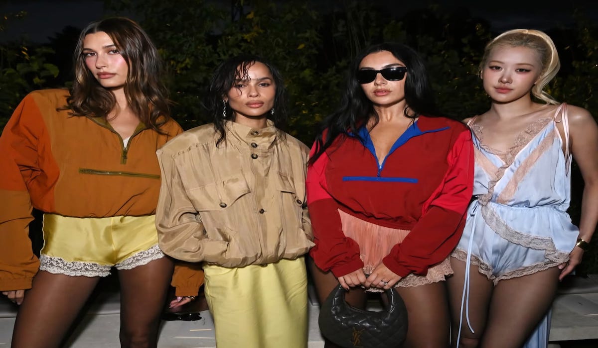 Rose Blackpink Diduga Jadi Korban Rasisme Media Inggris, Fans Ramai Kritik di Kolom Komentar