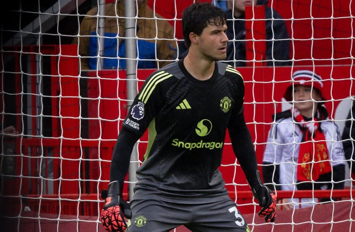 Manchester United vs Sunderland Debut Senne Lammens Disambut Humor Fans