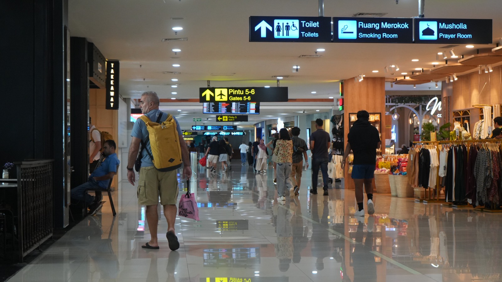 Penumpang di Bandara Ngurah Rai Naik Drastis Efek GP Mandalika