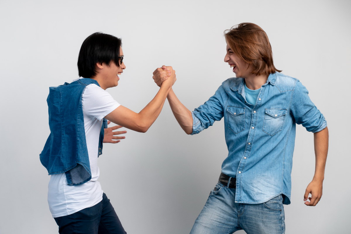 Arti Partner in Crime Makna, Contoh, dan Penggunaannya dalam Kehidupan Sehari-hari