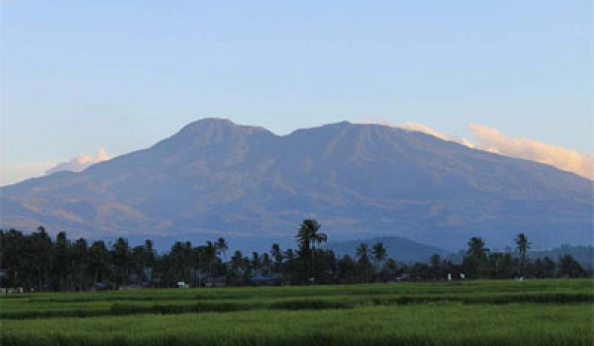 Waspadai Aktivitas Vulkanik Gunung Talang, Masyarakat Diminta tidak Mendekat ke Kawah