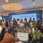 Menag Lepas Keberangkatan Umrah para Khadimatul Masjid di Istiqlal