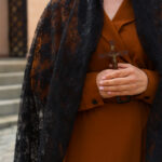 25 Doa kepada Bunda Maria Paling Populer untuk Devosi Harian Anda