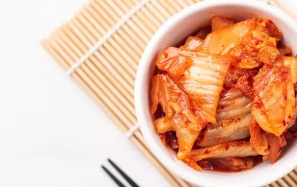 Studi Ungkap Kimchi Bisa Bantu Cegah Kanker dan Tingkatkan Kesehatan Jantung