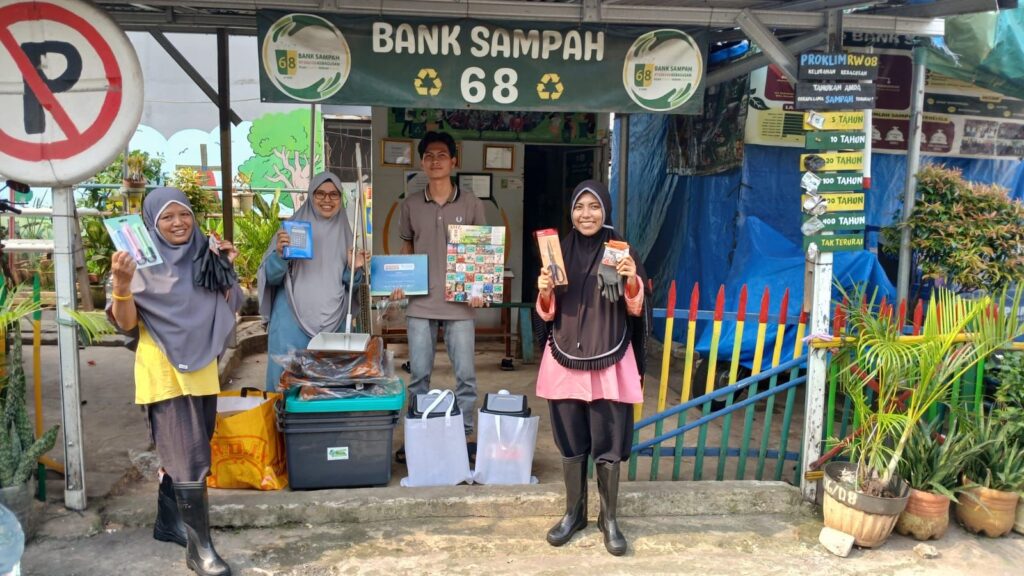 Kolaborasi Edukasi Bank Sampah di Jabodetabek DIgencarkan