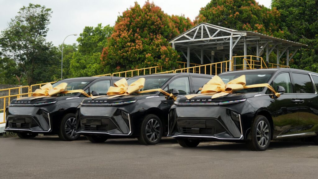 MAXUS Serahkan MIFA 7 dan MIFA 9 Produksi Lokal Pertama dengan Standar Keselamatan 5 Star Euro NCAP