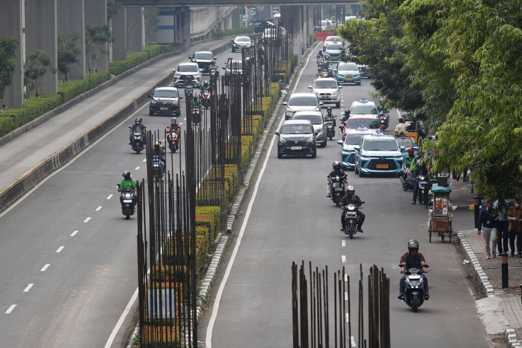 Pemprov DKI Bongkar Tiang Monorel Mulai Tahun Depan