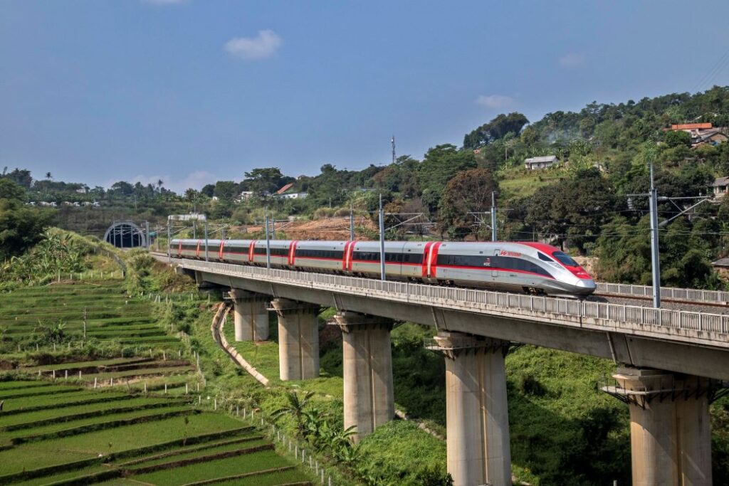 KPK Kami Cari Informasi Mark Up Whoosh