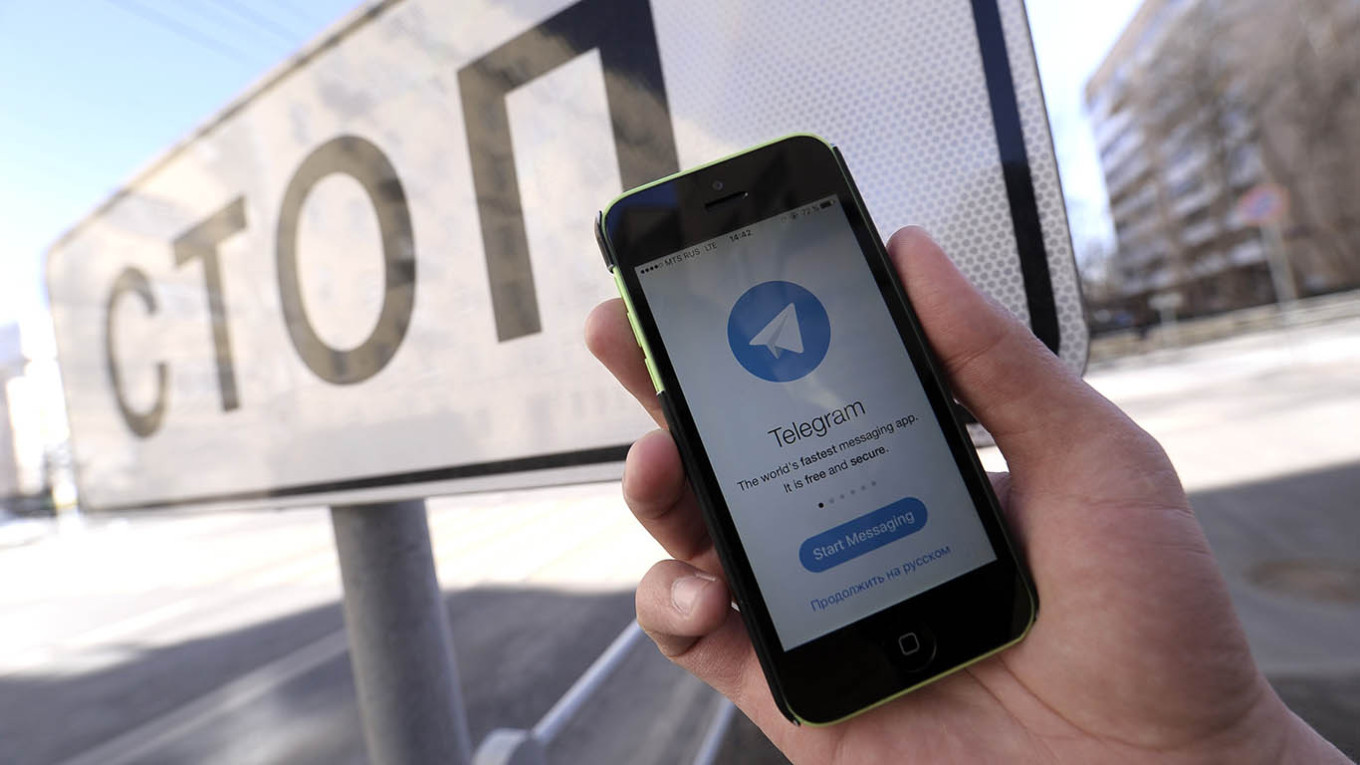 Akses Telegram dan WhatsApp Dibatasi di 34 Wilayah Rusia