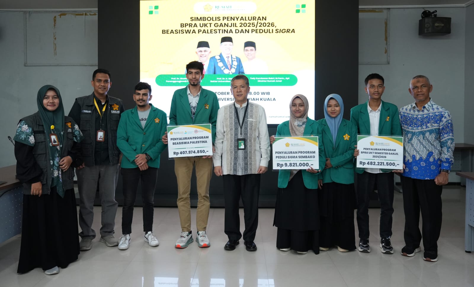 Menyikapi Kondisi Ekonomi Mahasiswa, Rumah Amal USK Salurkan Rp900 Juta Zakat