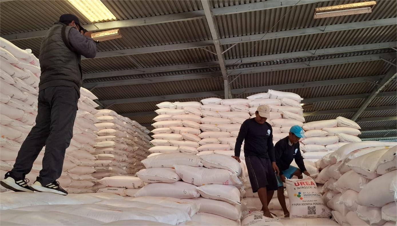 Petani Gembira Harga Pupuk Bersubsidi Diturunkan