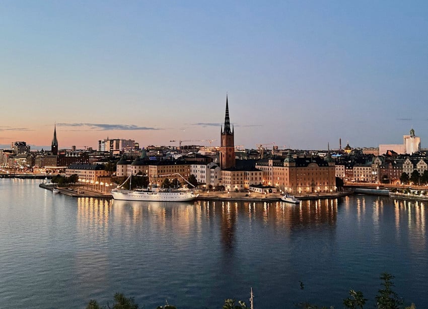 Anggota NATO Ini Minta Warganya untuk Siap Siaga Hadapi Perang dengan Rusia