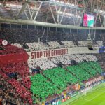 Koreografi Raksasa Bendera Palestina Guncang Laga Galatasaray vs Bodo/Glimt di Liga Champions