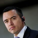 Rombongan Presiden Ekuador Dilempari Batu oleh Masyarakat Adat