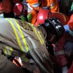 Tim SAR Kembali Evakuasi 7 Korban Bangunan Ambruk di Ponpes Al Khoziny