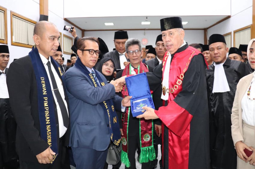 Pengukuhan Advokat KNAI Bandung, Ciptakan Organisasi Berkualitas dan Modern