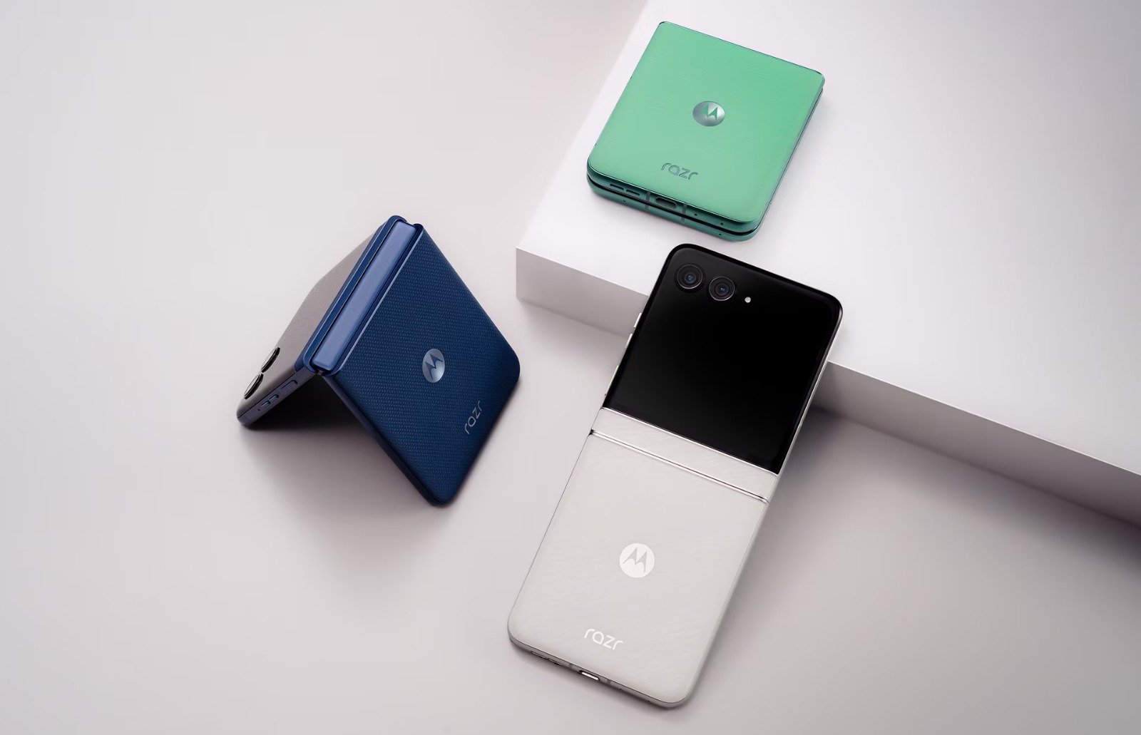 Motorola Razr 60 Resmi Hadir di Indonesia Ponsel Lipat dengan Kamera 50MP dan Moto AI