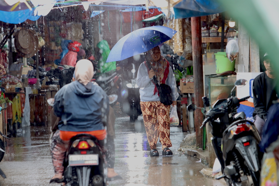 Cuaca Indonesia 8 April 2026 Hujan Meluas, Sejumlah Wilayah Berpotensi Lebat