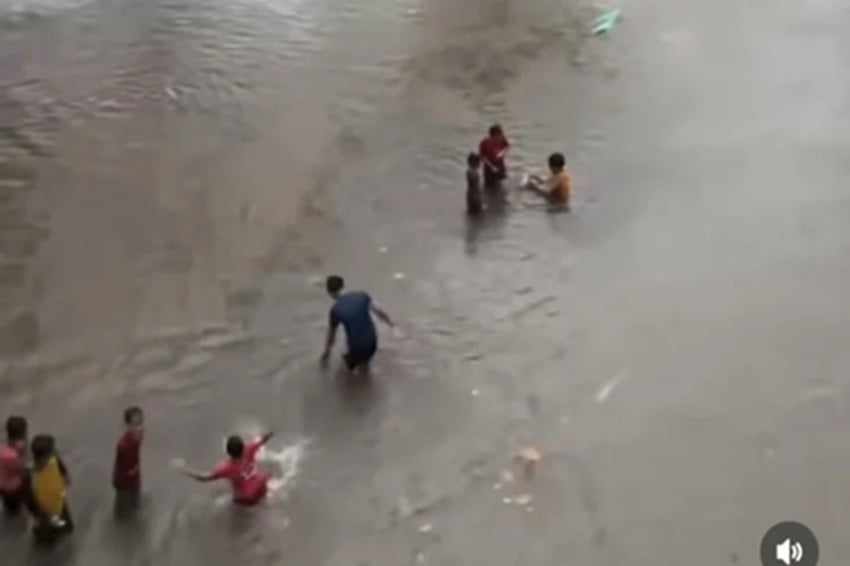 25 Titik di Tangsel Banjir dan 13 Lokasi Longsor Akibat Hujan dan Angin Kencang