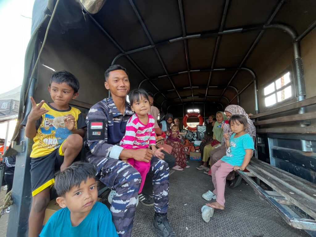 Kemensos Perkuat Dukungan Psikososial bagi Korban Gempa NTT